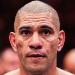 Poatan chama Ankalaev de 'fujão' e dispara: 'Campeão de m...'