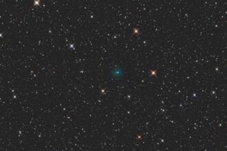 Novas imagens do cometa 3I/ATLAS, capturadas em 7 de setembro  -  (crédito: Reprodução/Michael Jäger e Gerald Rhemann )