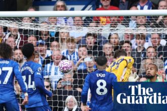Maxim De Cuyper and Danny Welbeck pounce late as Brighton punish 10-man Chelsea | Premier League