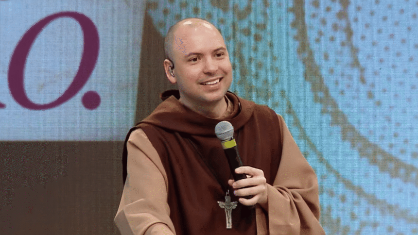 Os rejeitados pelo mundo são acolhidos por Cristo, afirma frei Gilson