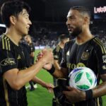 Denis Bouanga, Hugo Lloris
