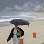 Semana começa com aproximação de frente fria ao Rio e pancadas de chuva; veja a previsão