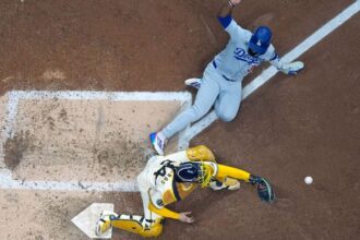 Brewers pull off 8-6-2 double play vs. Dodgers in NLCS Game 1