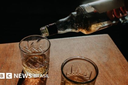 Intoxicação por metanol: como a substância aparece na bebida alcóolica (e por que isso gera lucro para alguns)