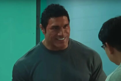 Dwayne Johnson comenta elogios de Christopher Nolan sobre seu trabalho Yahoo entertainment home