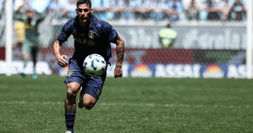 O dilema no Grêmio tem nome e sobrenome: Cristian Pavon