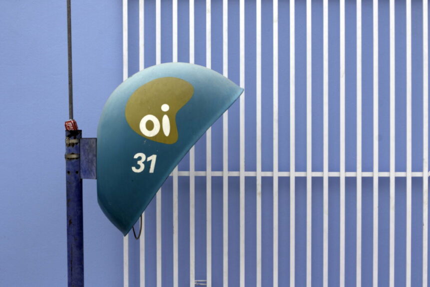 Anatel pode executar R$ 450 milhões em garantias para migrar serviços da Oi