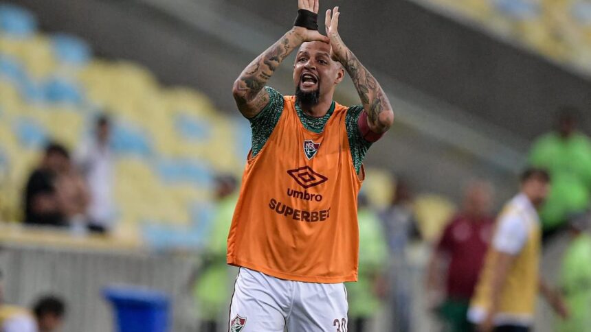 Hulk e Felipe Melo punidos por gesto de Kaio Jorge no clássico Goleiro Cássio do Cruzeiro deixa o clássico após choque na cabeça (Foto: Gustavo Aleixo/Cruzeiro)