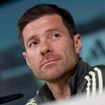 Real Madrid e Barcelona: pré-jogo e novidades em tempo real Real Madrid - Barcelona, en directo: previa y ruedas de prensa de Xabi Alonso y Flick, última hora en vivo