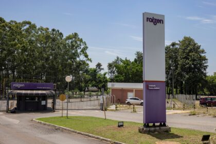 Bonds da Raízen caem 19%, tensão no mercado de crédito