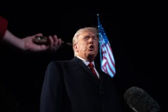 Senado dos EUA aprova resolução para anular o tarifaço global de Trump