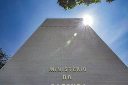 Fazenda revisa PIB para 2025 e prevê inflação em queda