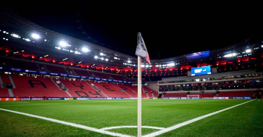 Bayer Leverkusen x PSV na Champions: onde assistir, horário e escalações