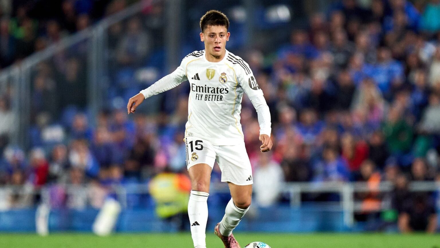 Chegada iminente de interessados por jogador preocupa Florentino Güler Manchester City