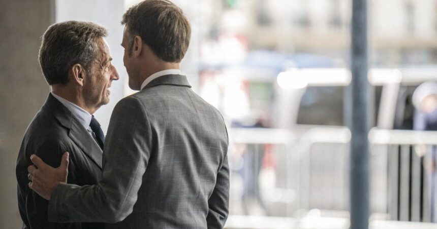 Macron se reúne com Sarkozy antes da prisão do ex-presidente Emmanuel Macron a reçu Nicolas Sarkozy avant son incarcération