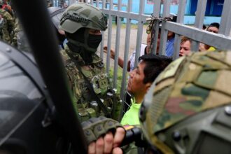 Indígenas do Equador denunciam excessos militares em meio a protestos