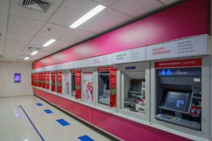 Bradesco registra lucro líquido de R$ 6,2 bi no 3T, alta de 18,8% Bradesco (BBDC4) tem lucro líquido recorrente de R$ 6,2 bi no 3T, alta anual de 18,8%