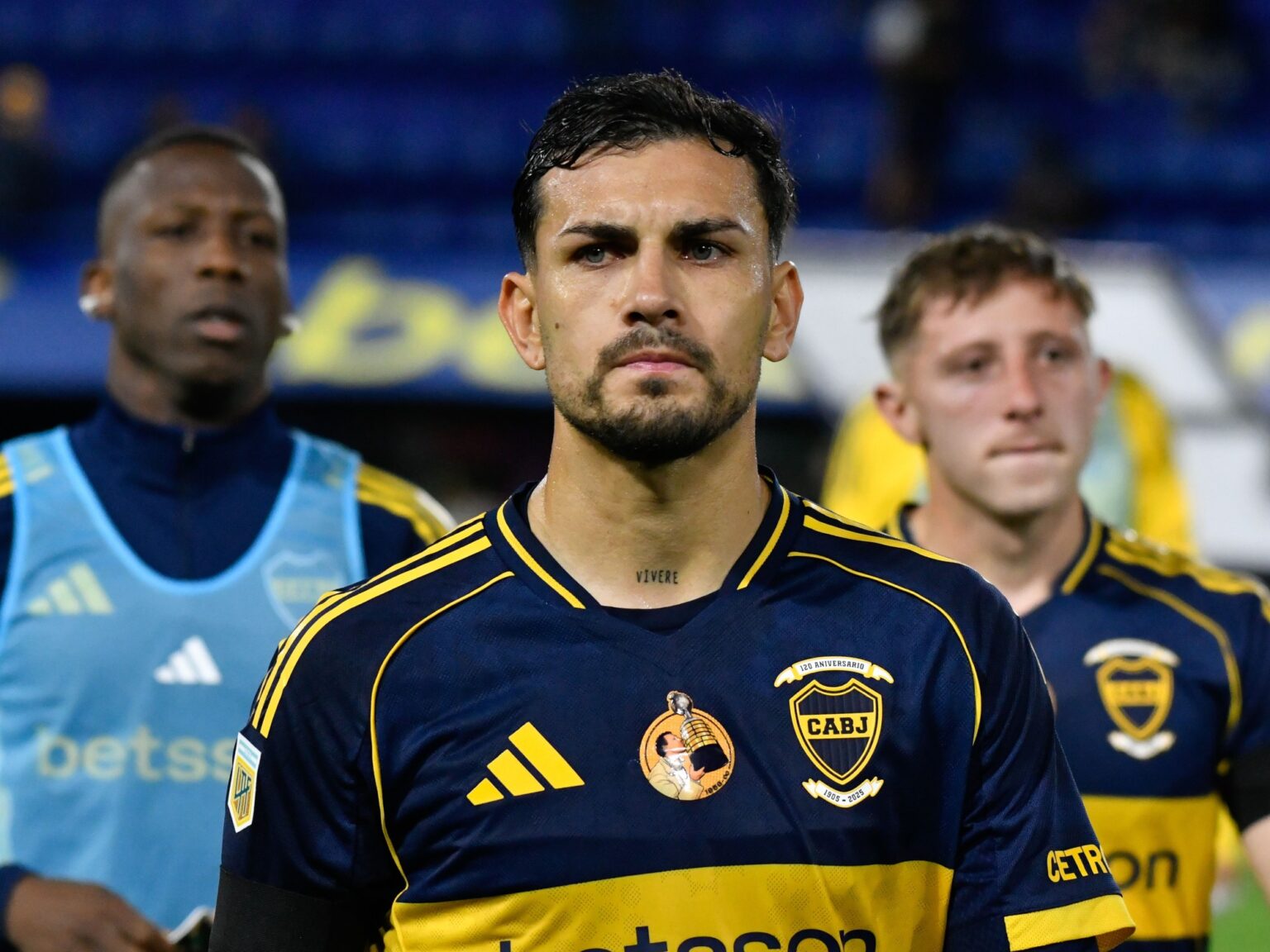Hoje começa o primeiro de quatro passos decisivos para o ano e a Libertadores hoy dará el primero de los cuatro pasos claves que pueden definir su año y la entrada a la Libertadores