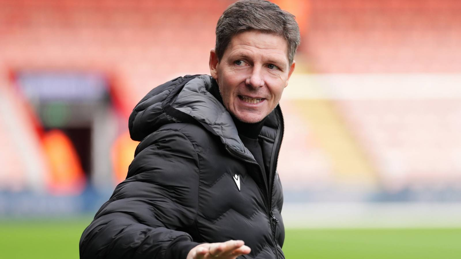 Glasner Sends Message to Devenny and Nketiah