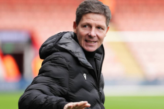 Glasner Sends Message to Devenny and Nketiah