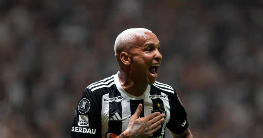 Deyverson relembra um ano da goleada do Atlético sobre o River Deyverson celebra um ano de goleada do Atlético sobre River Plate na Libertadores