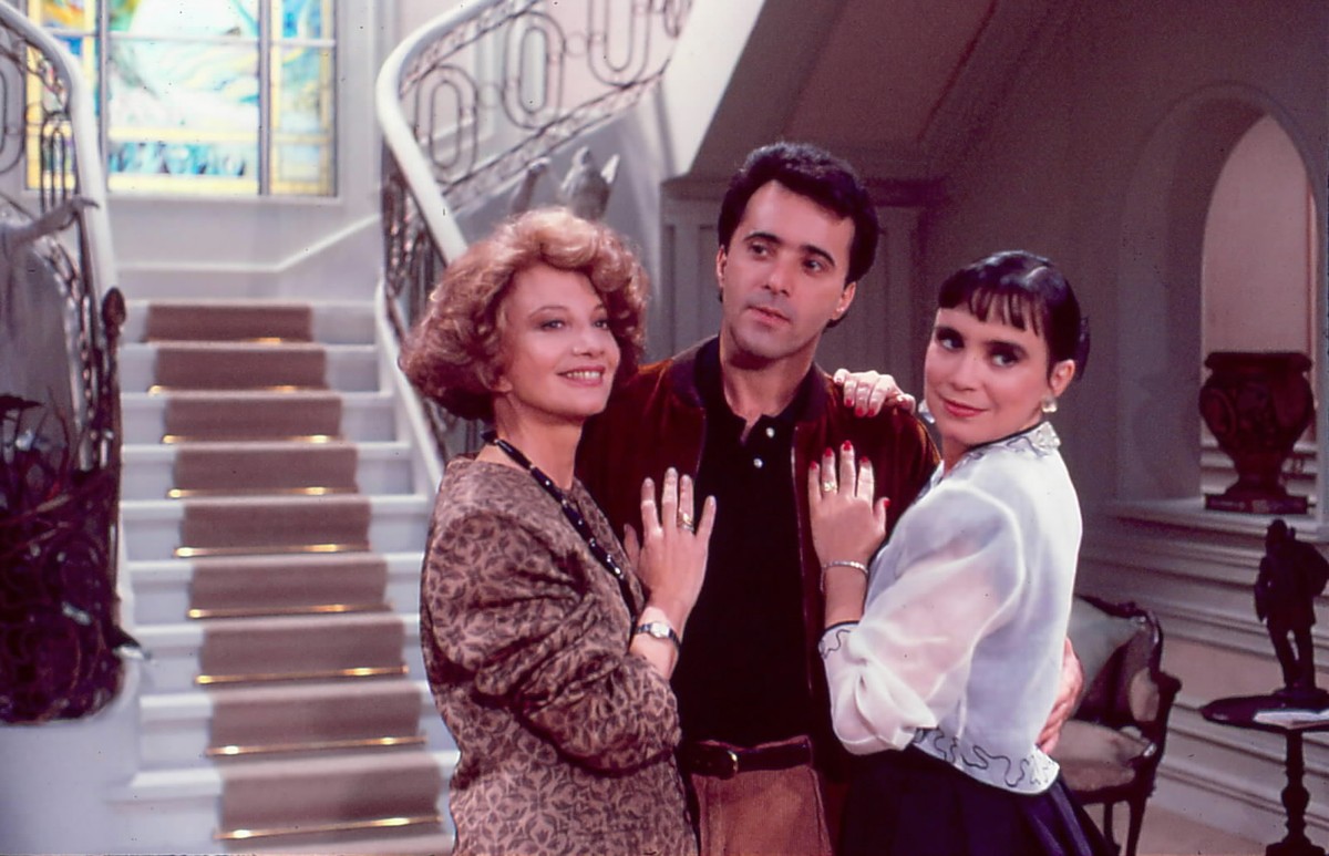 Capítulos de 'Rainha da sucata' foram reescritos por Plano Collor Você sabia? Estreia do Vale a Pena Ver de Novo, 'Rainha da sucata' precisou ter capítulos reescritos por causa do Plano Collor