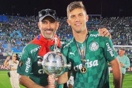 Chilenos conquistam Copa Libertadores com clubes estrangeiros Los chilenos campeones de Copa Libertadores con equipos extranjeros