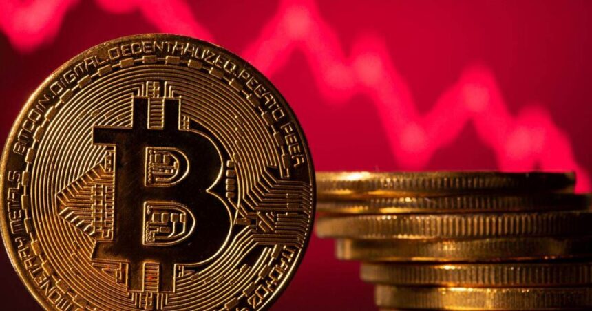 Bitcoin cai abaixo de US$ 93 mil e alerta sobre suporte arregala Bitcoin cai abaixo dos US$ 93 mil e perda de suporte acende alerta