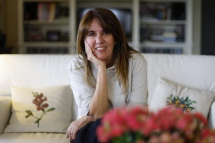 Martha Medeiros fala sobre a infantilização da sociedade atual "Há uma infantilização da sociedade hoje. Tudo é 'não pode'", diz Martha Medeiros, patrona da 71ª Feira do Livro