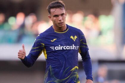 Verona e Parma divulgam formações oficiais para o jogo Verona-Parma, le formazioni ufficiali: tutti i titolari