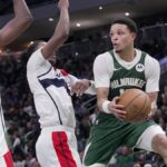 Kings lead Bucks 108-102 after third quarter