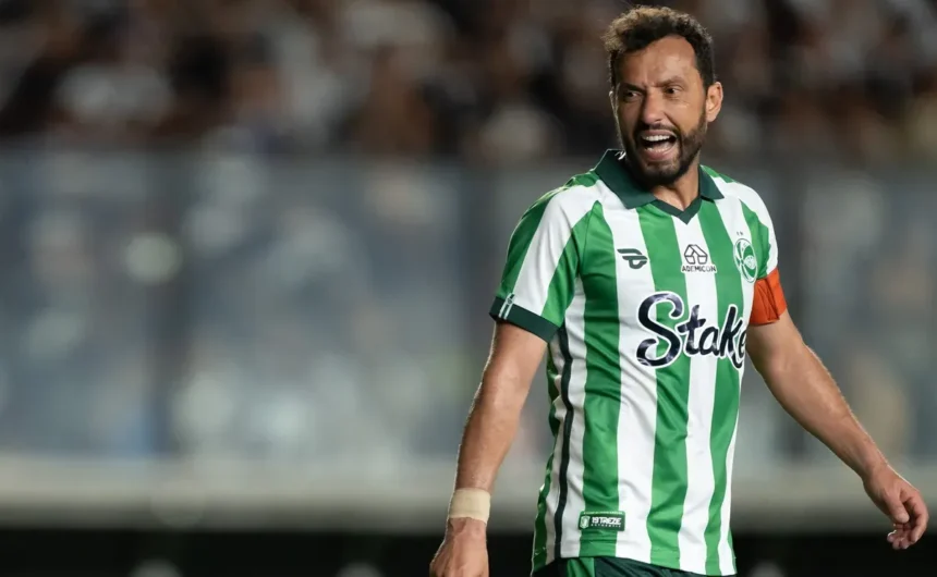 Nenê, do Juventude, avalia adiar aposentadoria e seguir jogando em 2026