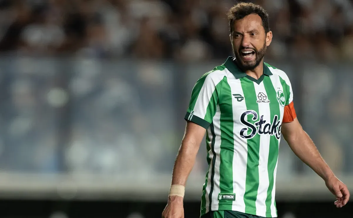 Nenê, do Juventude, avalia adiar aposentadoria e seguir jogando em 2026