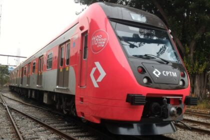 Linha 11-Coral da CPTM opera com velocidade reduzida hoje Ícone de sino para notificações