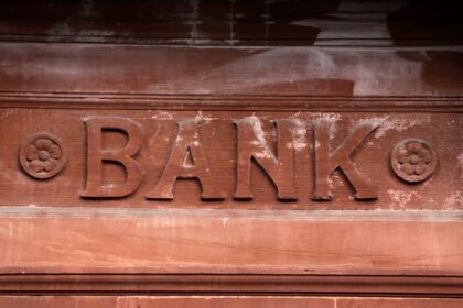 Bancos: Diferenças entre múltiplos, médios e digitais