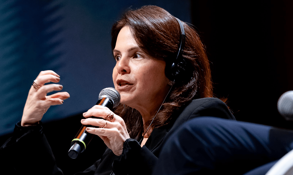 Brasil urge cortes de gastos para evitar crise econômica