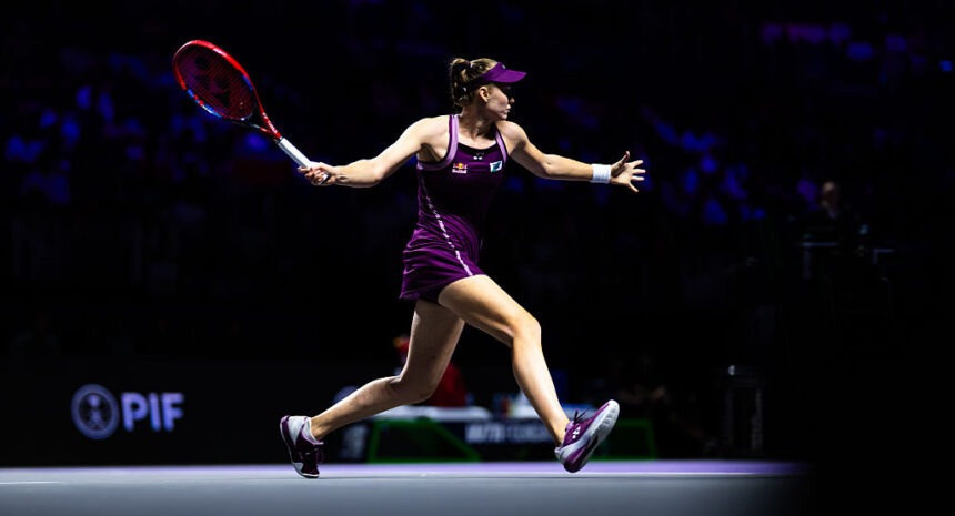 Rybakina ends losing streak to Swiatek, advances to first WTA Finals semifinal
