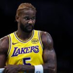Ayton e Lakers: uma relação que pode beneficiar ambos Deandre Ayton and the Lakers need each other. Is he feeling the love?