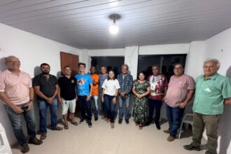 ACRIVI e Comissão Organizadora alinham detalhes para o grande show… – Blog do Acélio