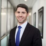 Isenção de IR pressiona corte da Selic, aponta economista