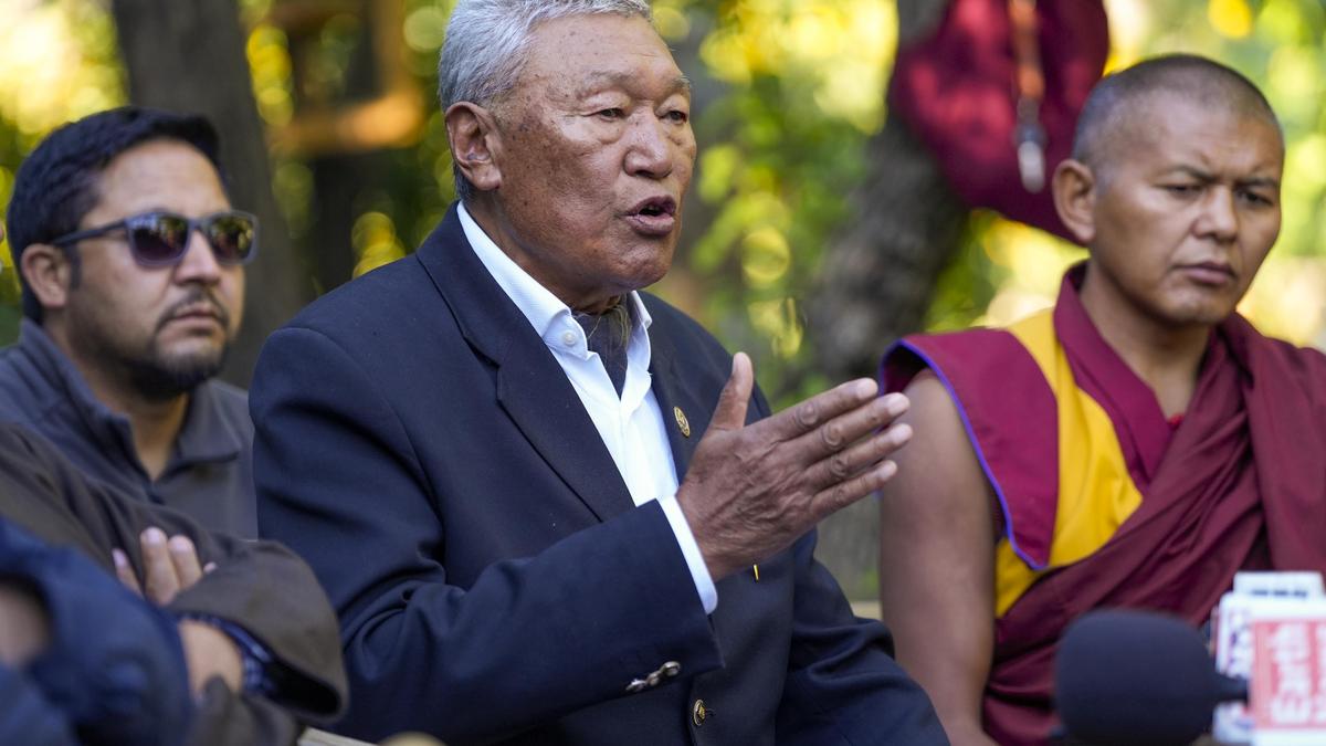 Audiência ao vivo de Sonam Wangchuk desafia detenção pela NSA Audiência de Sonam Wangchuk AO VIVO: SC ouvirá apelo desafiando a detenção do ativista pela NSA