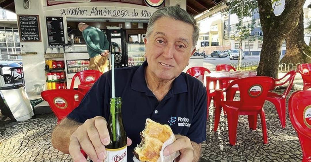 Imortal da ABL denuncia xenofobia e etarismo em Florianópolis Imortal da ABL acusa prefeito de Florianópolis de xenofobia e etarismo