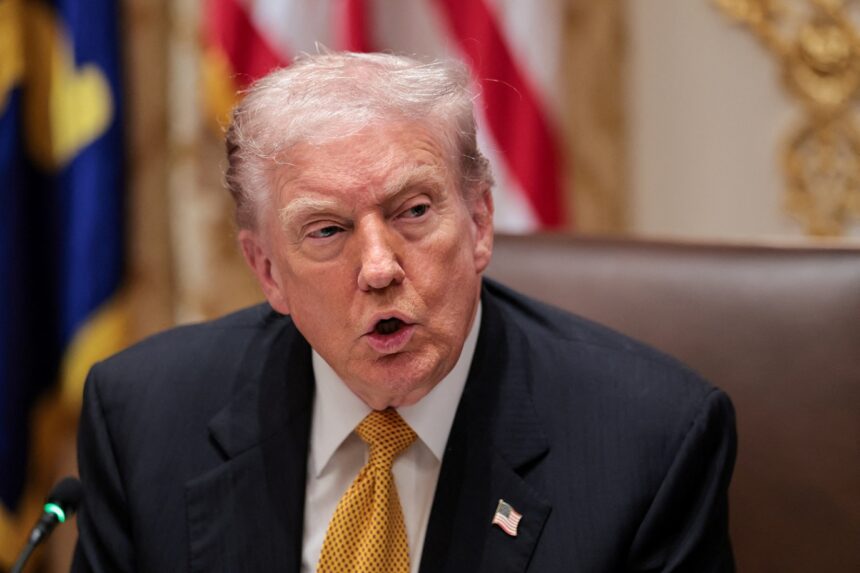 Trump avalia diminuir tarifas sobre café do Brasil