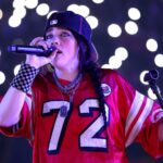 Billie Eilish critica fortuna de Elon Musk: ‘patético’ A revolta de Billie Eilish com fortuna acumulada por Elon Musk: ‘Patético’