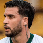 Coxa sobe e duelos definem chances de acesso na Série B Chapecoense empatou com o rebaixado Volta Redonda no Rio