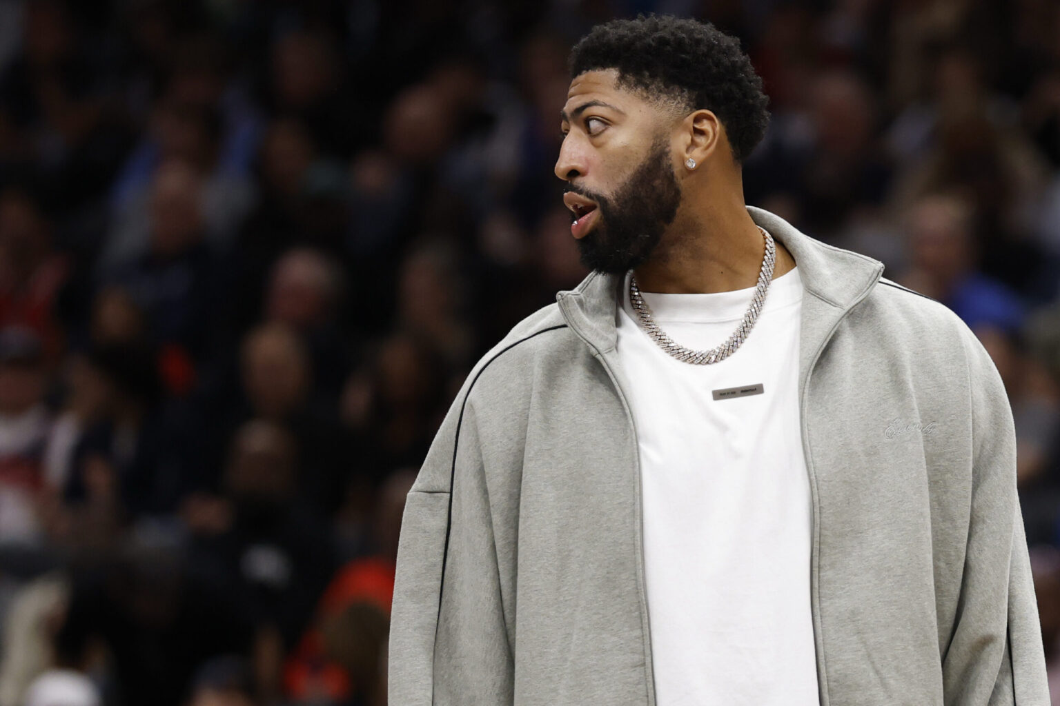 Atualização sobre lesão de Anthony Davis descontenta fãs da NBA The Big Lead Logo