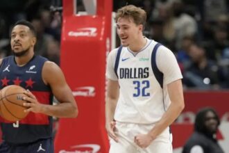 NBA Notes: Mavericks Rally with Cooper Flagg, Suns Face Jalen Green Injury