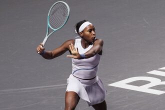Gauff diz que jogou bem contra Sabalenka e lamenta chances perdidas