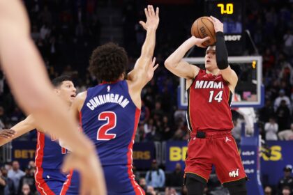 Atualizações ao vivo: principais momentos de Pistons-Heat e Nuggets-Suns Kia MVP Ladder: Steady, impressive Nikola Jokić continues to lead the pack