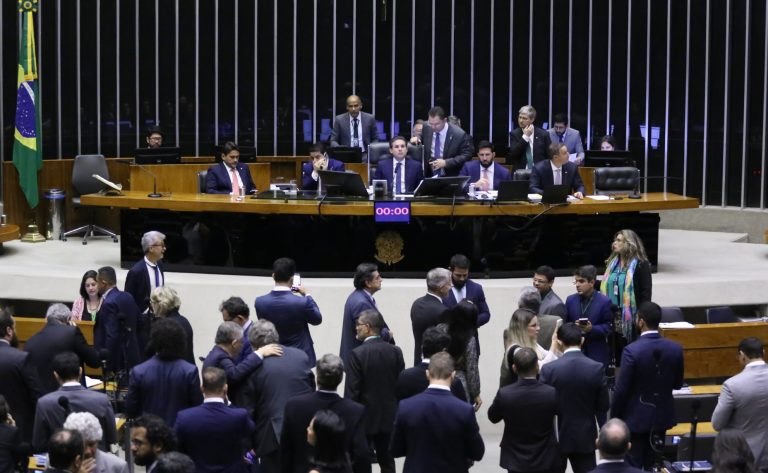Discussão e votação de propostas legislativas. Presidente da Câmara dos Deputados, Hugo Motta (REPUBLICANOS - PB)